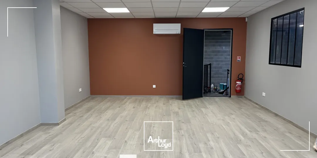 A VENDRE - Local d'activités - GENAS