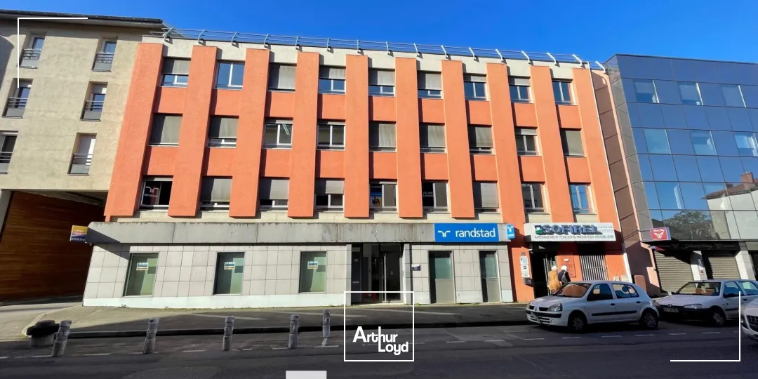 A louer - Bureaux rue de la République - Decines Charpieu