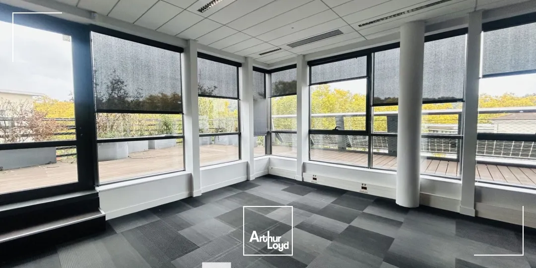 A louer - SOLAR WEST - Bureaux le long des berges de Saône - Lyon 9ème Vaise 