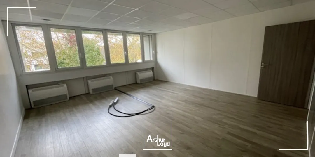 A louer -NEO - Bureaux dans le Parc de st Exupéry - Bron