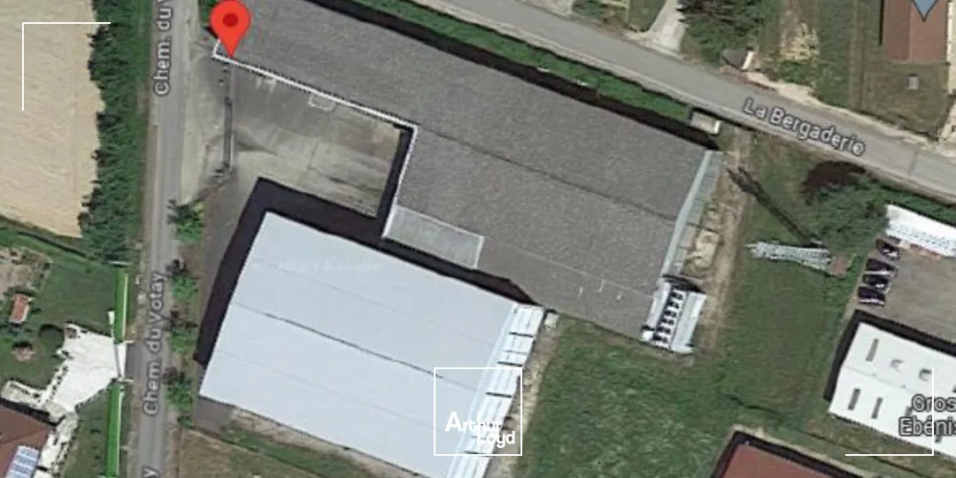 A VENDRE-A LOUER - Bâtiment d'activités - SAINT-ETIENNE DU BOIS