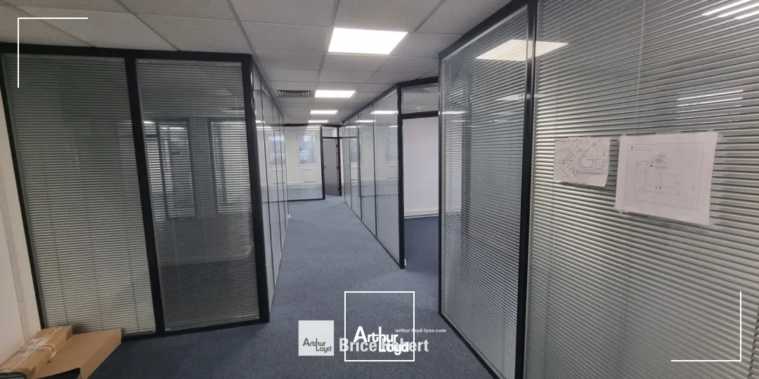 A louer - LES JARDINS D'ENTREPRISES - Bureaux dans un parc tertiaire - Lyon 7ème