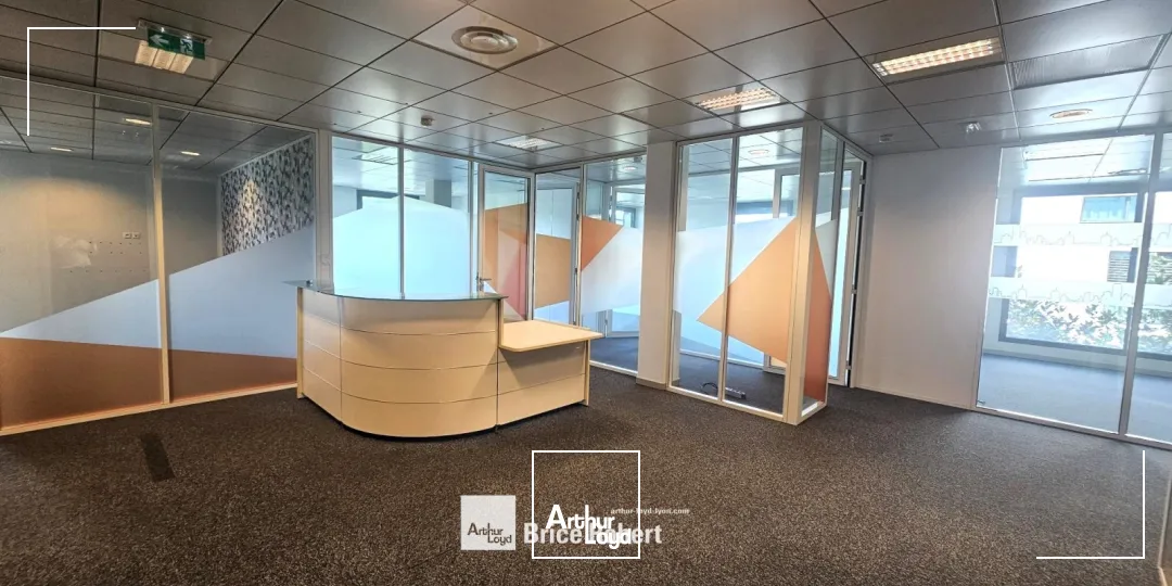 A louer - ESPACE 84 - Bureaux lumineux - Lyon 4ème