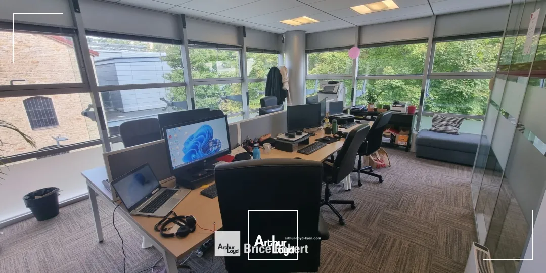 A louer - CAMPUS VERRAZZANO - Bureaux atypiques - Lyon 9ème Vaise