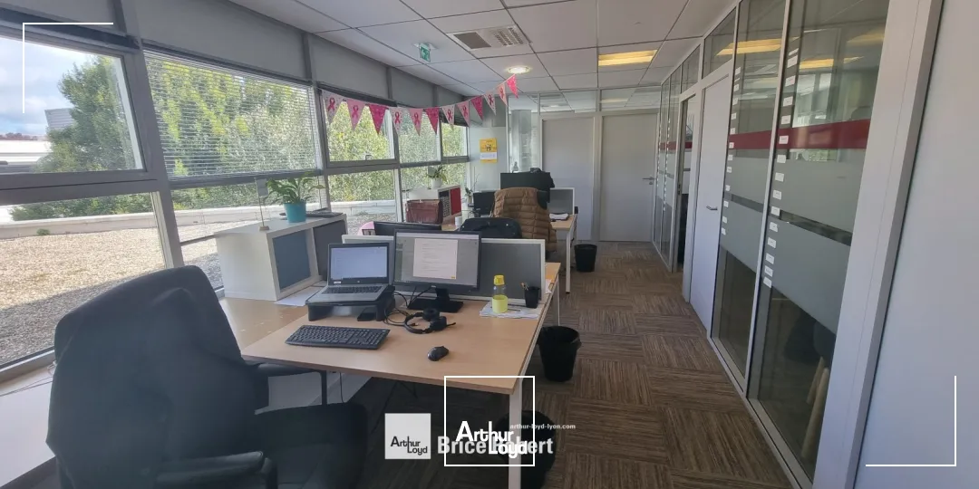 A louer - CAMPUS VERRAZZANO - Bureaux atypiques - Lyon 9ème Vaise