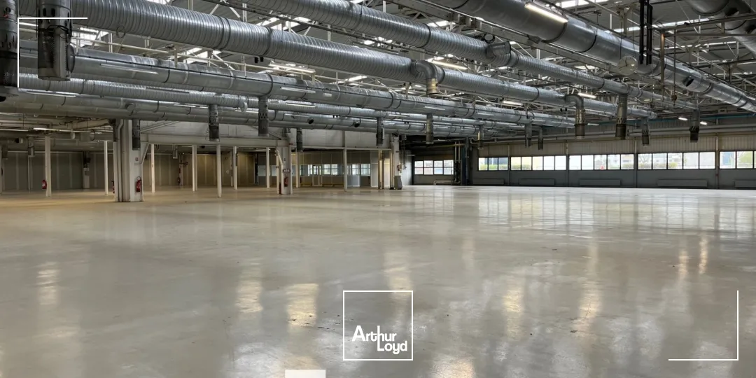 A LOUER - Site industriel - avec bonne desserte de TCL - à la location - VENISSIEUX