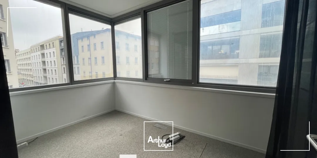 A louer - UNITY - Bureaux dans la quartier de Confluence - Lyon 2ème
