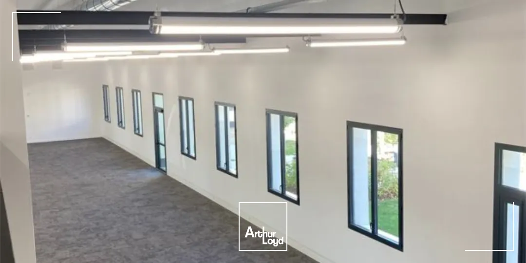 A louer - GREEN CAMPUS PARK - Bureaux au sein des Patios du Moulin à vent - Vénissieux