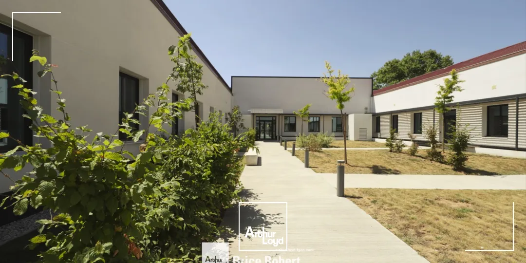 A louer - GREEN CAMPUS PARK - Bureaux au sein des Patios du Moulin à vent - Vénissieux