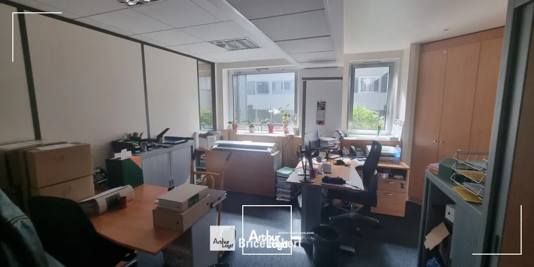 A louer - LE PLACE VENDOME - Bureaux lumineux - Lyon 6ème