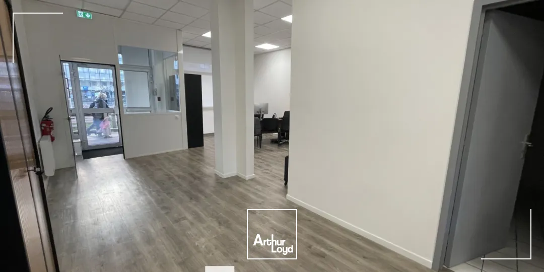 A vendre - Bureaux en rez-de-chaussée - Lyon 3ème Part-Dieu