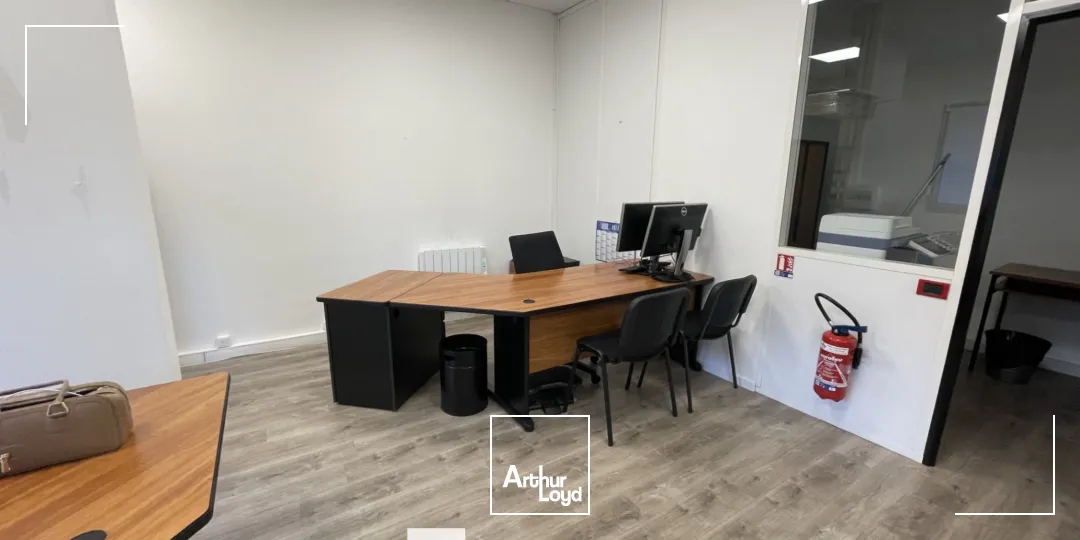 A vendre - Bureaux en rez-de-chaussée - Lyon 3ème Part-Dieu