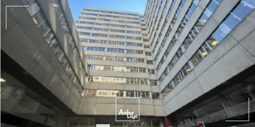 A louer - LE BRITANNIA - Bureaux dans un immeuble tertiaire - Lyon 3ème Part-Dieu
