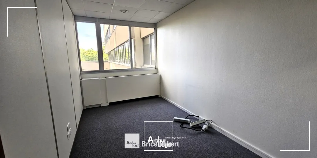 A louer - LE BRITANNIA - Bureaux dans un immeuble tertiaire - Lyon 3ème Part-Dieu