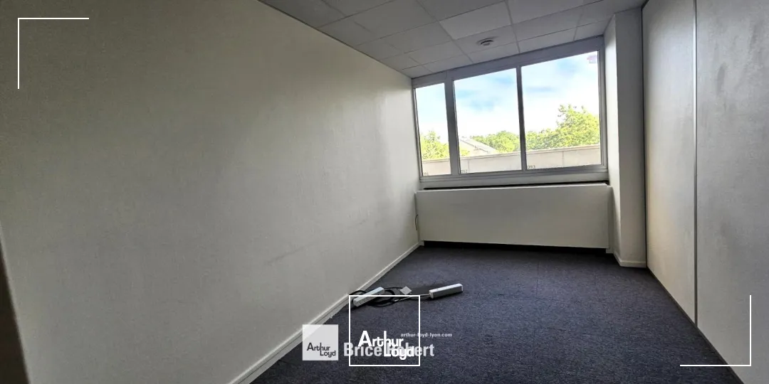 A louer - LE BRITANNIA - Bureaux dans un immeuble tertiaire - Lyon 3ème Part-Dieu