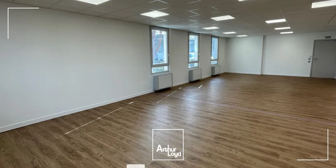 A vendre - Bureaux entièrement rénovés - Bron