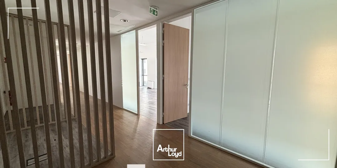 A louer - LE BLEND - Bureaux rénovés - Lyon 8ème