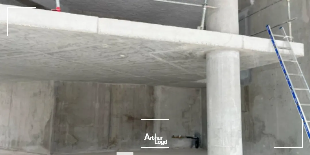 A louer - CARRE DE SOIE - Bureaux en rez-de-chaussée - Villeurbanne 