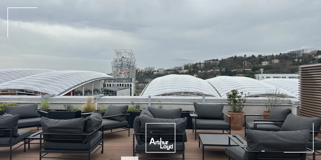A louer - LE MONOLITHE - Bureaux dans un immeuble emblématique de Confluence - Lyon 2ème