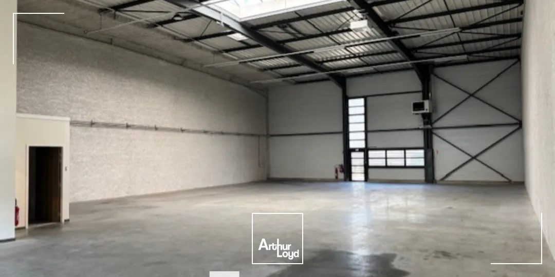 à louer - Local d'activités certification BREEAM VERY GOOD - Décines-Charpieu