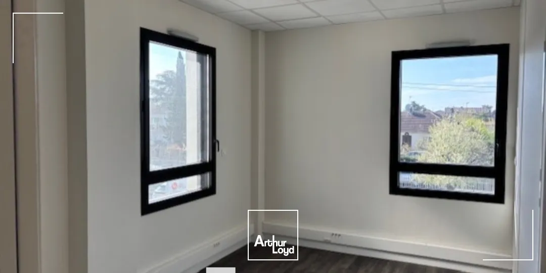 à louer - Local d'activités certification BREEAM VERY GOOD - Décines-Charpieu