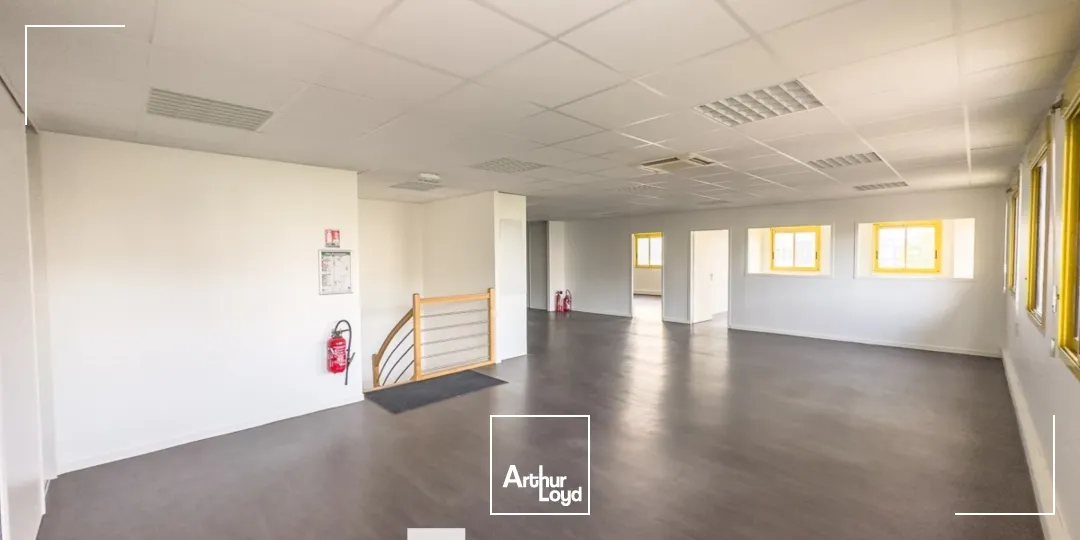 A vendre - bâtiment d'activité - mixte - Genas