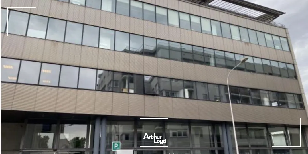 A louer - LE CRAB - Bureaux spacieux - Lyon 7ème