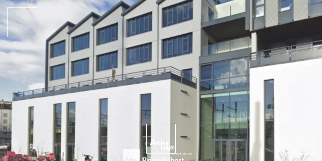 A louer - LES ATELIERS DU FAUBOURG - Bureaux lumineux - Lyon 7ème 