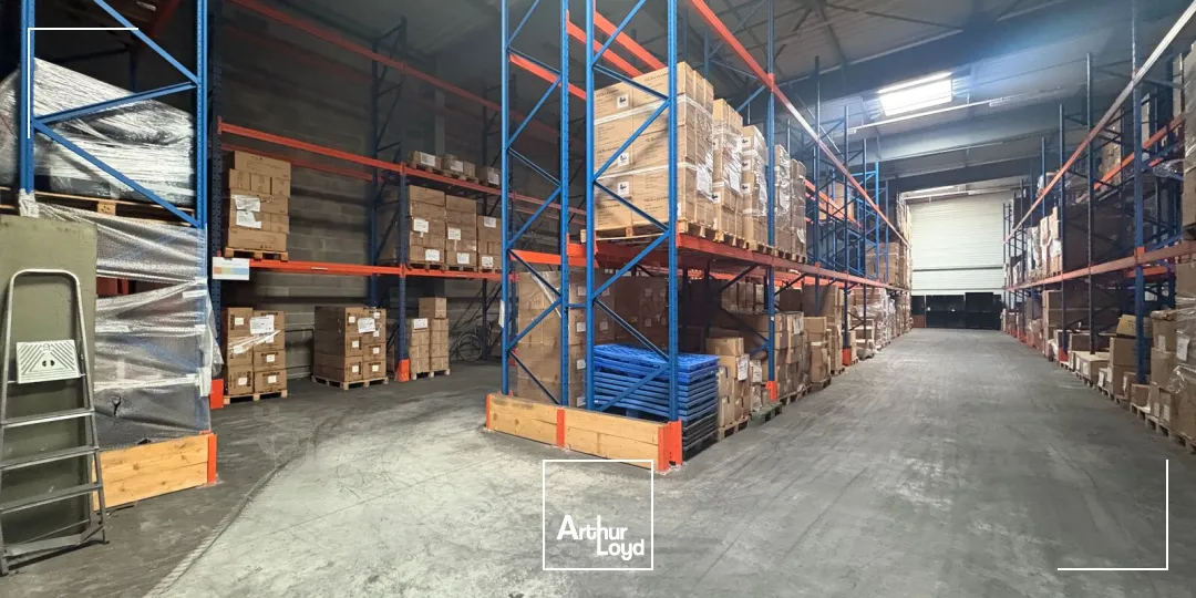Entrepôt à louer - 1 163 m2 - Agglo Sud