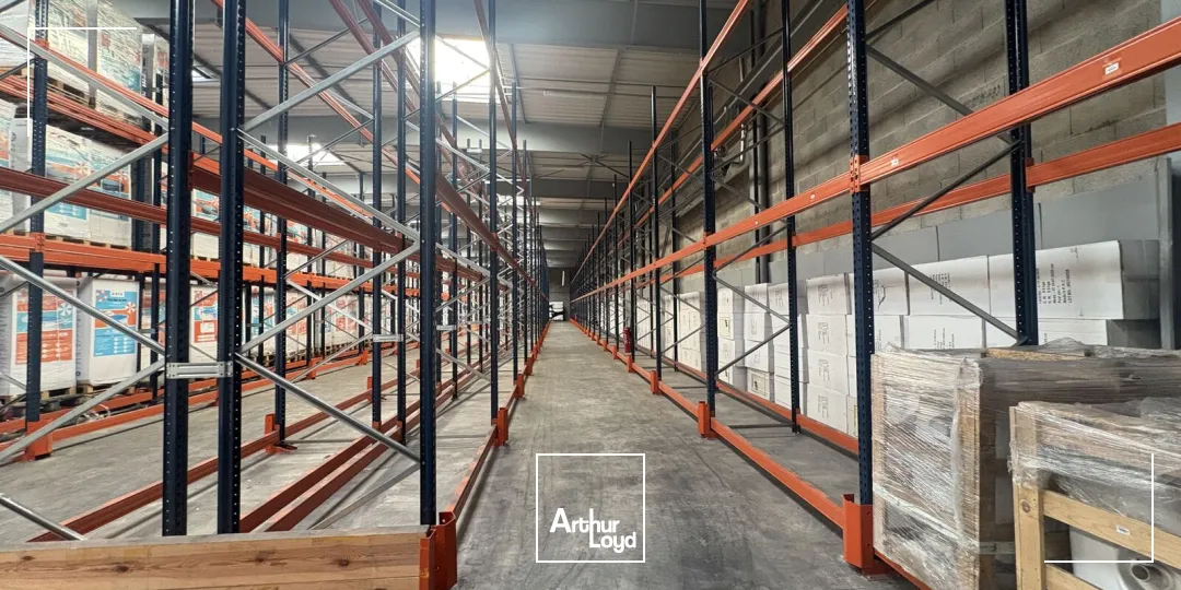 Locaux d'activités à louer - 2 000 m2 - Agglo Sud