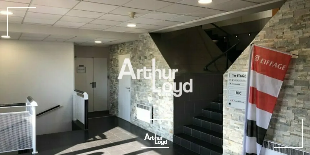Bureaux à louer de 428 m² bâtiment rénové - Sophia Antipolis