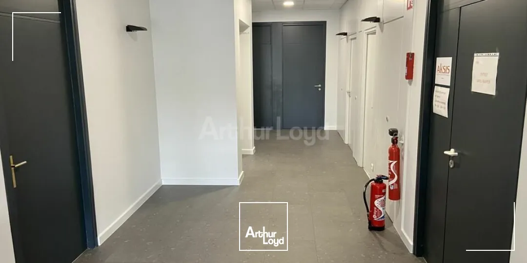 BUREAUX à LOUER de 427 m²