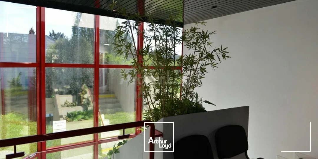 BUREAUX à LOUER de 354 m²