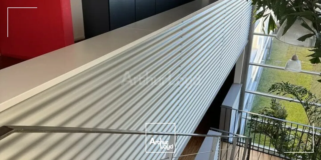 BUREAUX à VENDRE de 483 m²