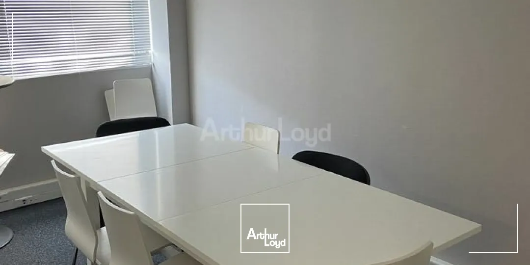 BUREAUX à LOUER de 220 m²