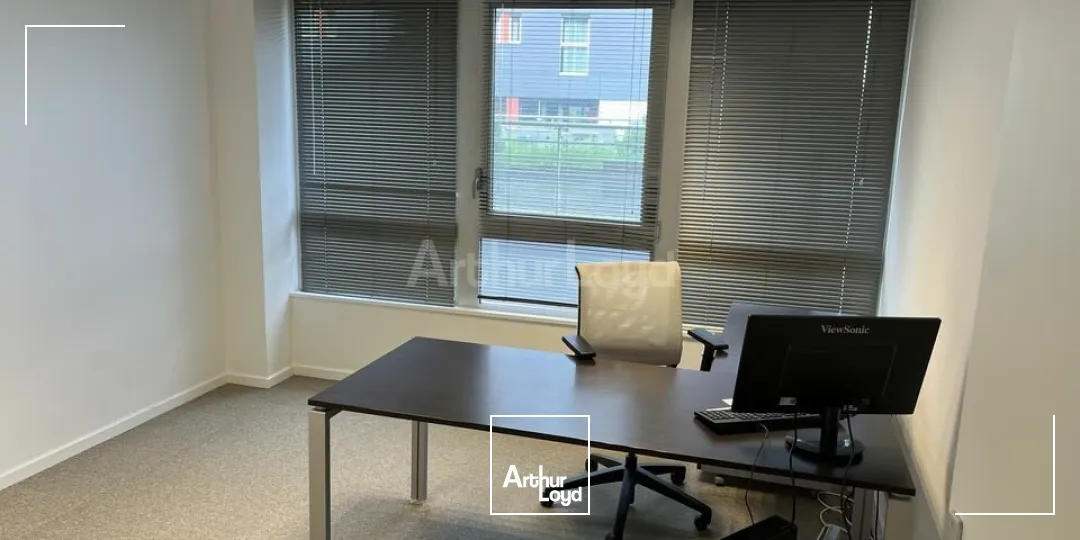 BUREAUX à VENDRE de 228 m²