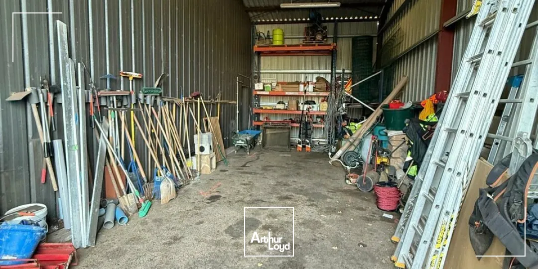 LOCAL D'ACTIVITE - ENTREPOT vente à UZERCHE 19140