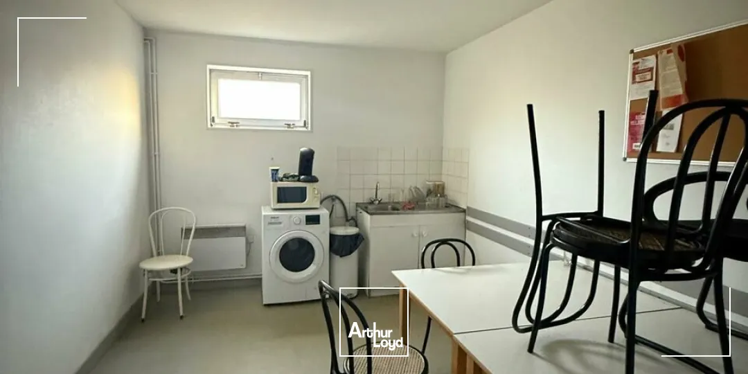 LOCAL D'ACTIVITE - ENTREPOT vente à UZERCHE 19140