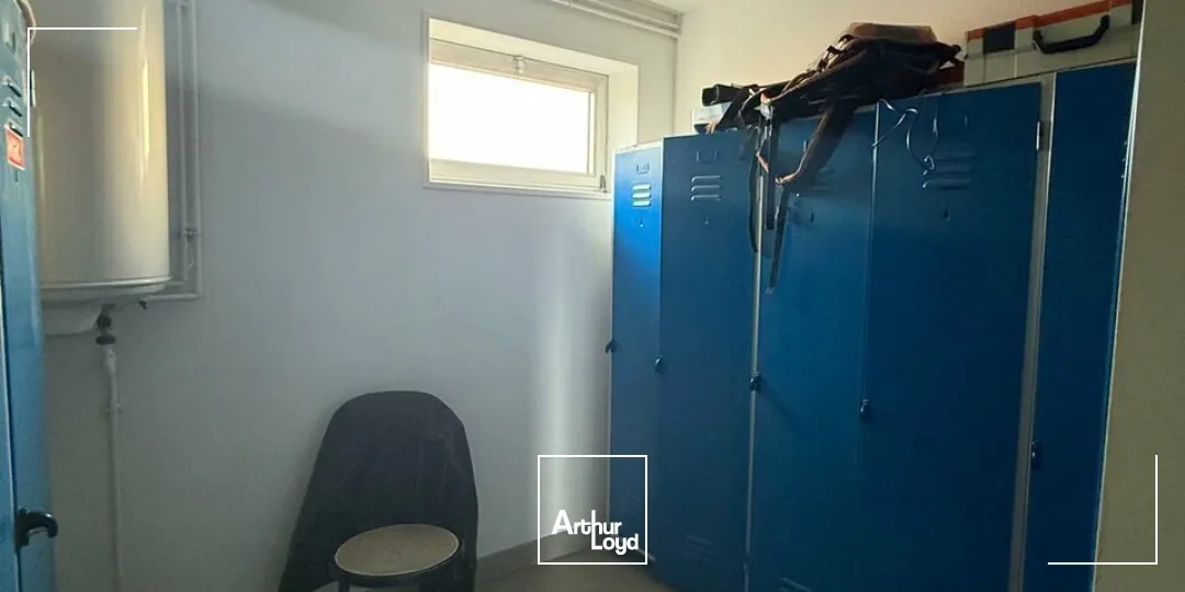 LOCAL D'ACTIVITE - ENTREPOT vente à UZERCHE 19140