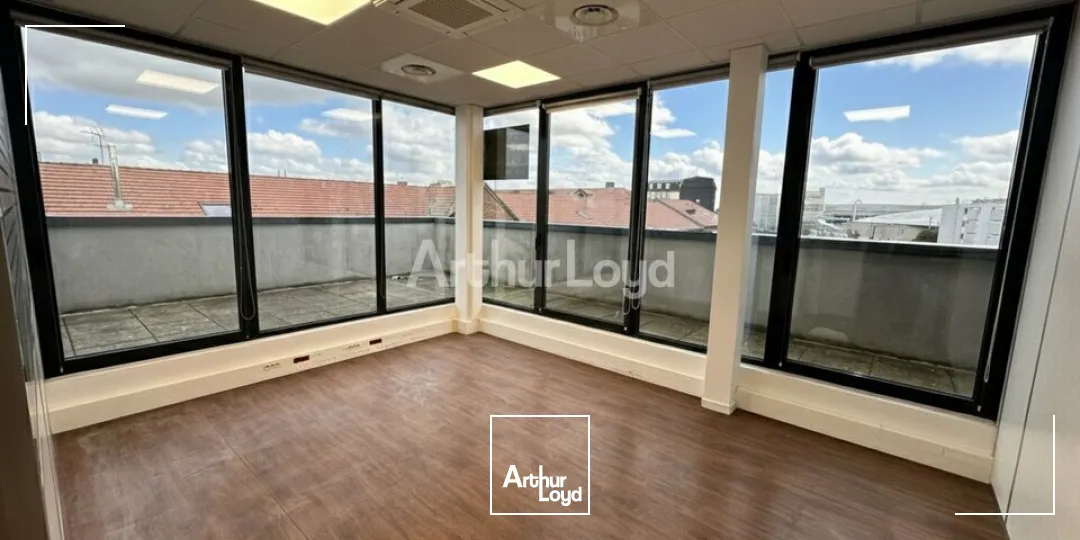 Plateau de bureaux d'environ 234 m2 - REIMS CLAIRMARAIS 