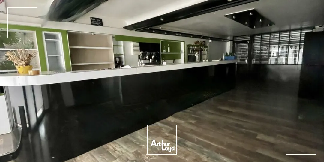 Local commercial idéal pour une activité de bar/restauration - Reims (51)