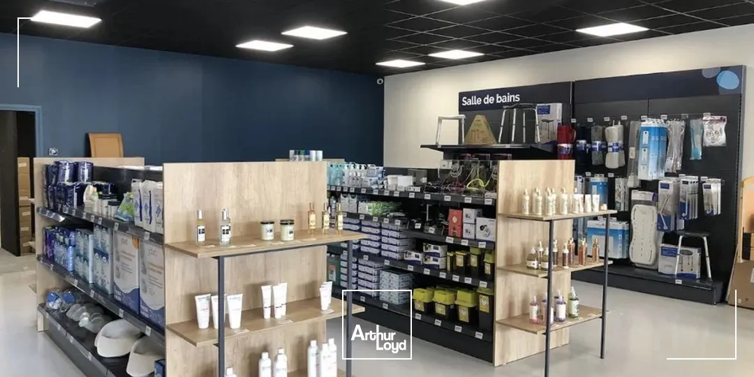 Local commercial à louer 360 m² - visibilité exceptionnelle et fort passage à Roncq