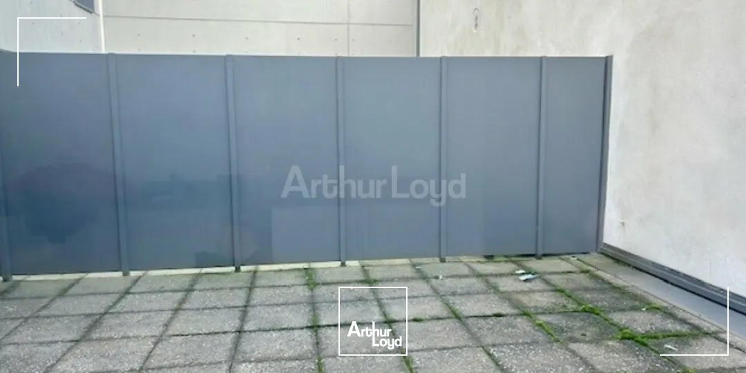 LOCAL COMMERCIAL à VENDRE de 368 m²