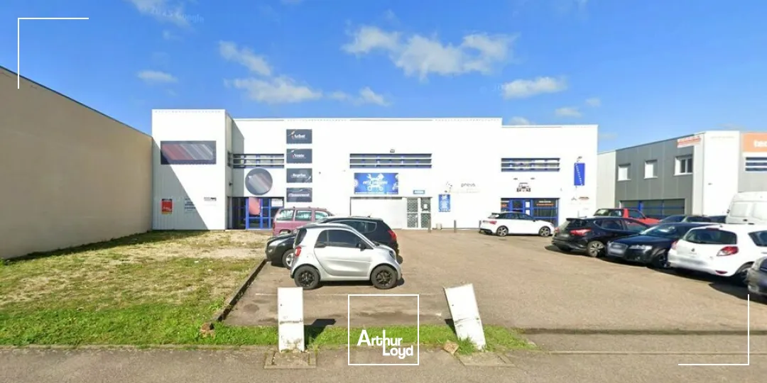 LOCAL COMMERCIAL à LOUER de 363 m²