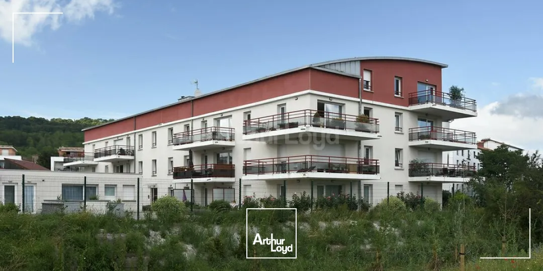 LOCAL COMMERCIAL à VENDRE de 143 m²