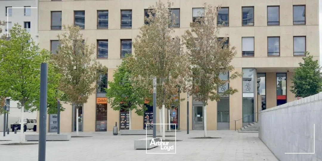 LOCAL COMMERCIAL à LOUER de 97 m²