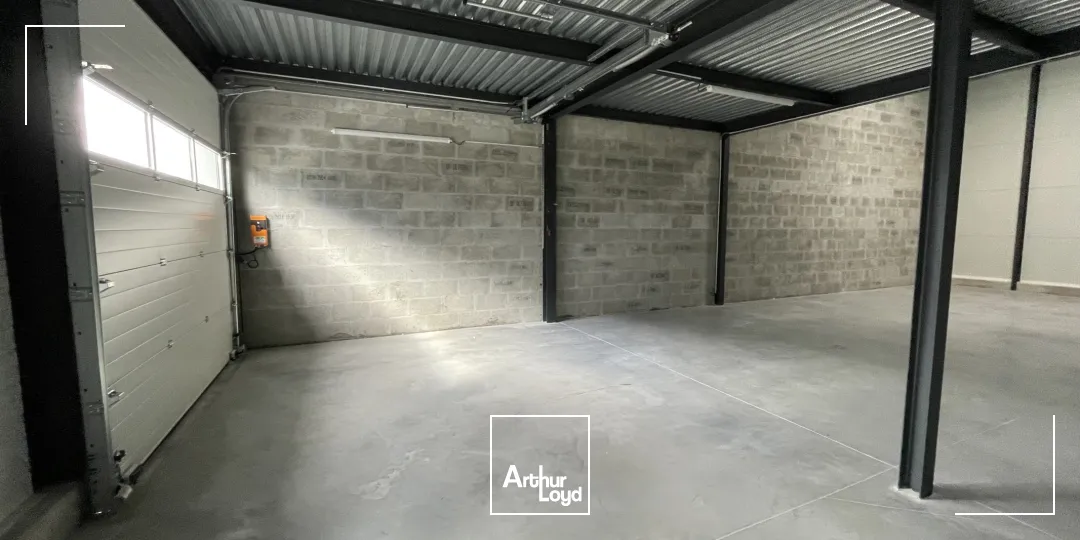 Cellule activité 209 m2