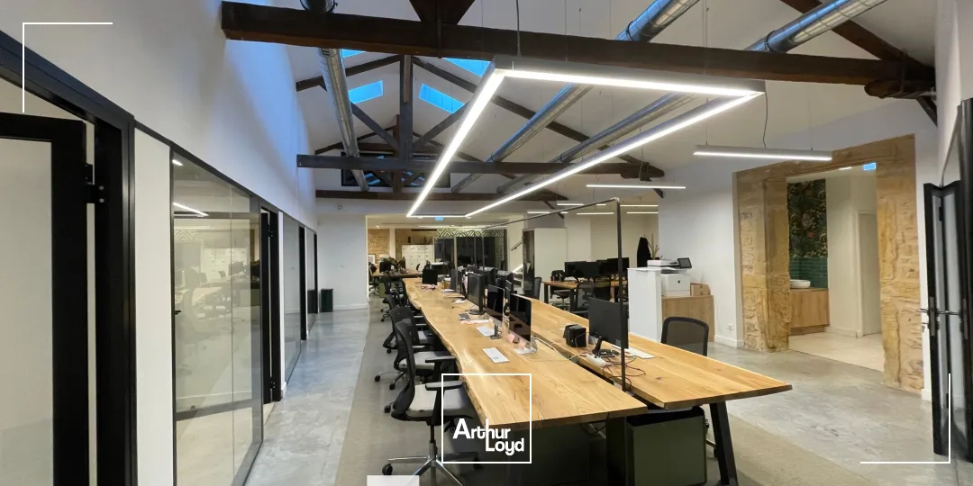  A vendre - Bureaux atypiques avec cour intérieure - Lyon 9ème Valmy