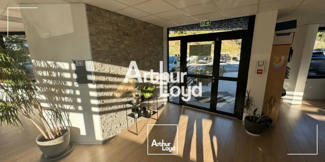 BUREAUX A LOUER 92,53 m M² - SOPHIA ANTIPOLIS