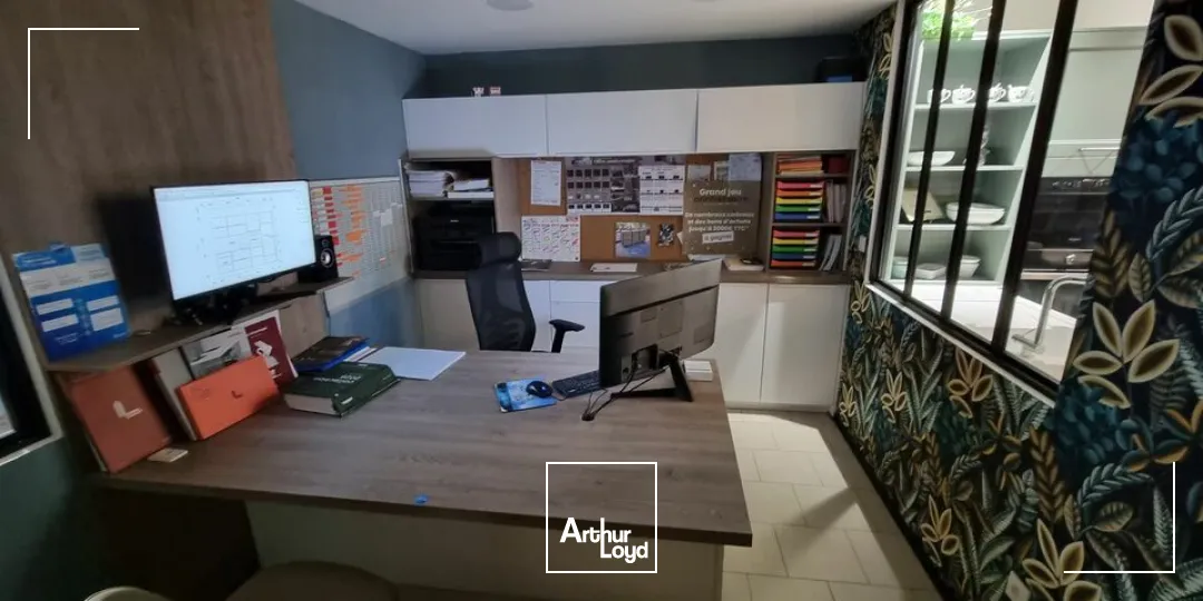 Local commercial à vendre  Parthenay (79)